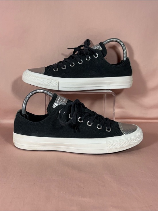 Converse All Stars Shoes - Converse All Star Blk Canvas With Silver Toe Cap/Heel Strip Sneakers W's SZ 8